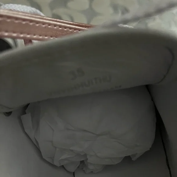 Burberry Girls sneakers size 35 - Picture 5 of 6